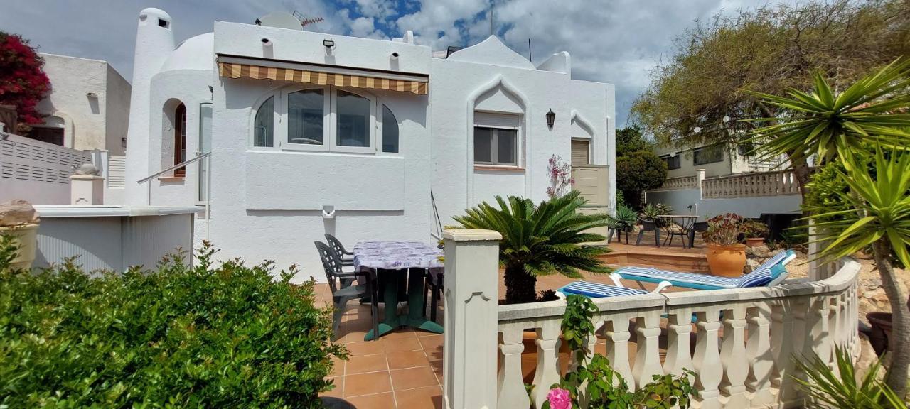 Villa Totalmente Independiente Con Piscina Comunitaria Calpe Kültér fotó