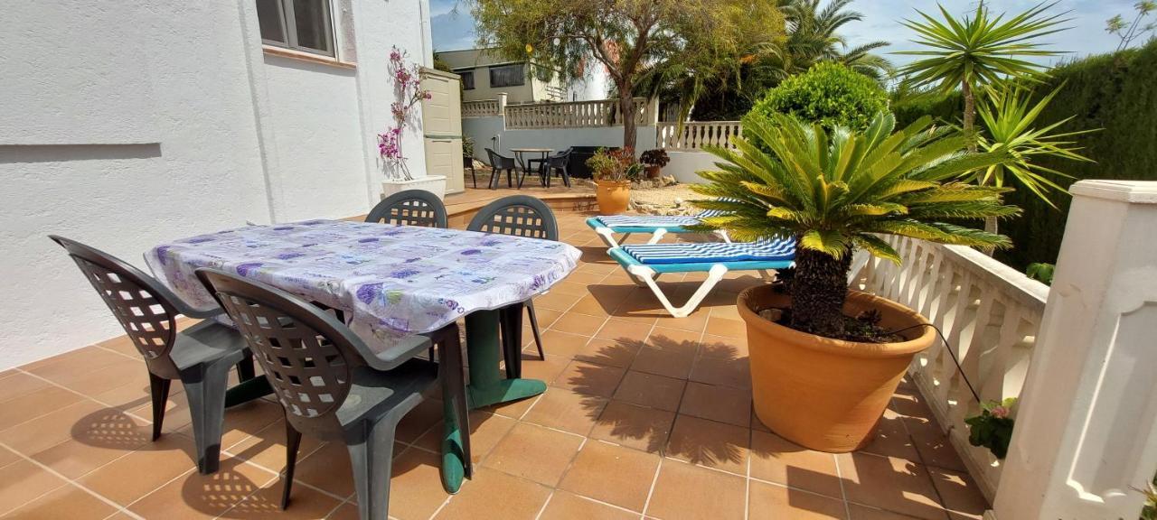 Villa Totalmente Independiente Con Piscina Comunitaria Calpe Kültér fotó
