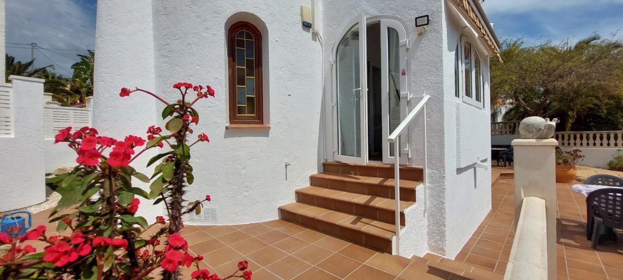 Villa Totalmente Independiente Con Piscina Comunitaria Calpe Kültér fotó