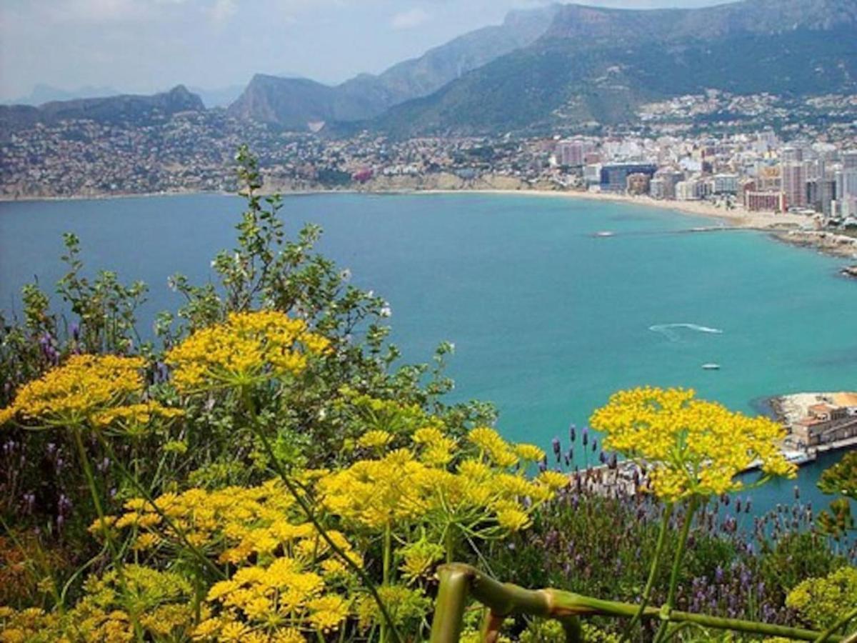 Villa Totalmente Independiente Con Piscina Comunitaria Calpe Kültér fotó